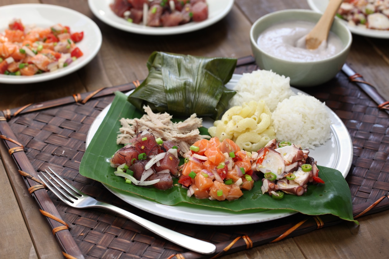 polynesian adventure - spirit of aloha - luau lunch plate